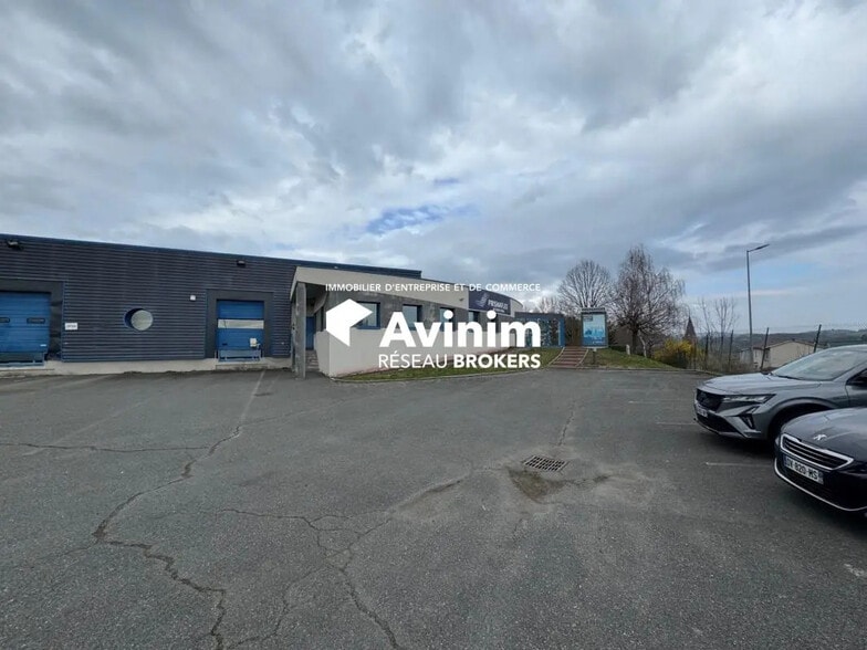 Industriel/Logistique dans Saint-Clément-les-Places à vendre - Photo de l’immeuble – Image 2 sur 23