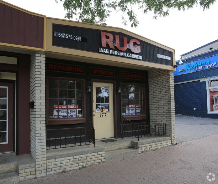 177 Mississaga St E, Orillia, ON à louer - Photo de l’immeuble – Image 2 sur 2
