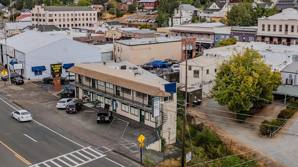 40 N State Highway 49-88, Jackson, CA à vendre - Photo de l’immeuble – Image 2 sur 15