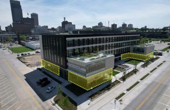 1501 Mike Fahey St, Omaha, NE à louer - Photo de l’immeuble – Image 2 sur 16