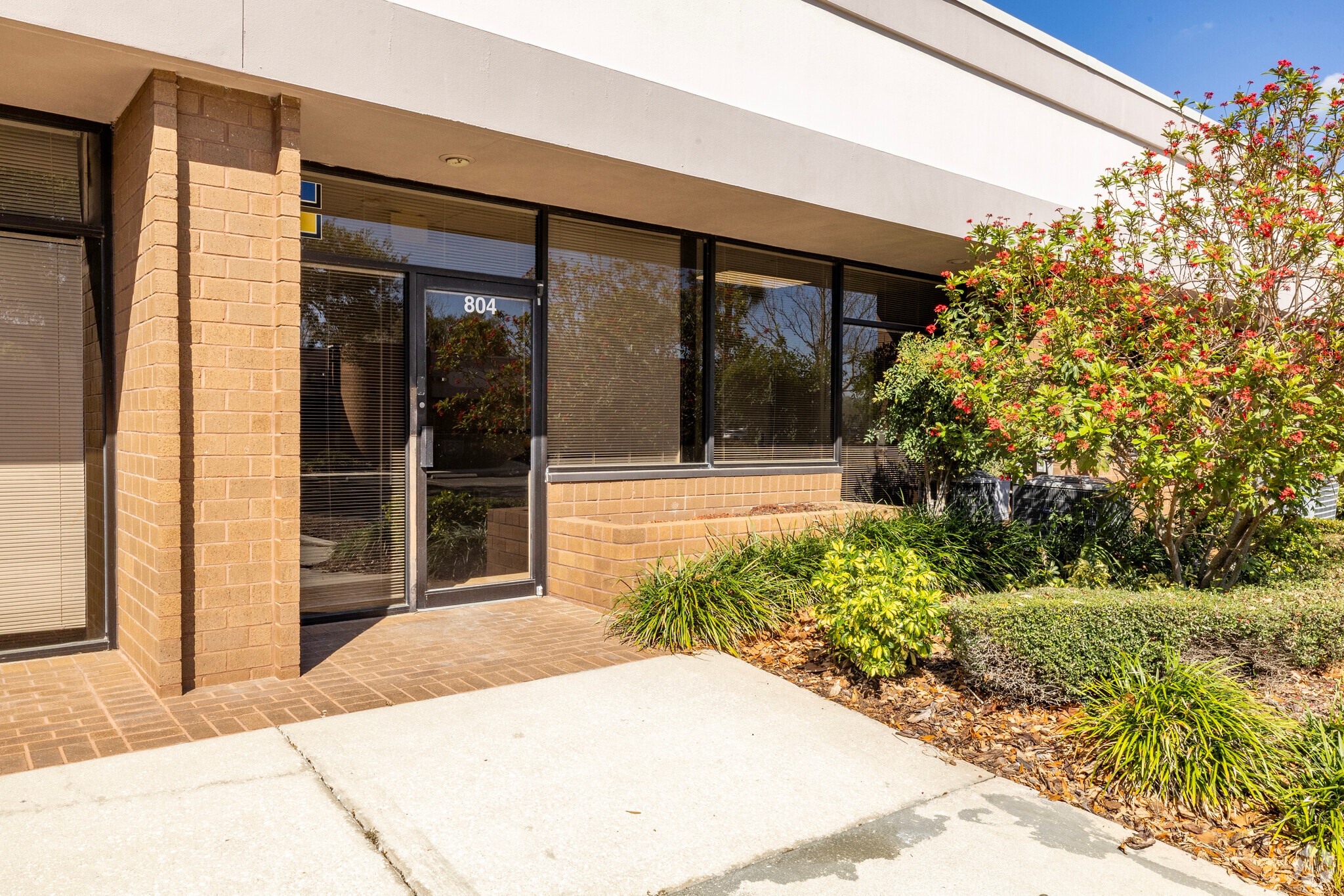 13830 N 58th St, Clearwater, FL à louer Photo de l’immeuble– Image 1 sur 4