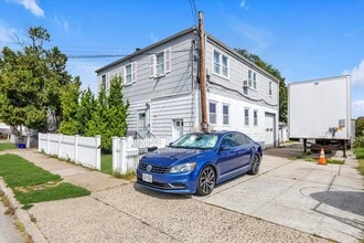 105 Eastern Pky, Baldwin, NY à louer Photo intérieure– Image 1 sur 7