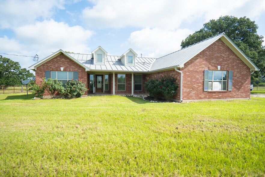 7808 Oxford Cemetery Rd, Madisonville, TX à vendre - Photo de l’immeuble – Image 2 sur 53