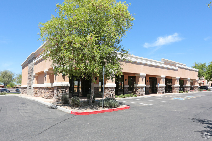 955-985 W Chandler Heights Rd, Chandler, AZ à louer - Photo de l’immeuble – Image 3 sur 3