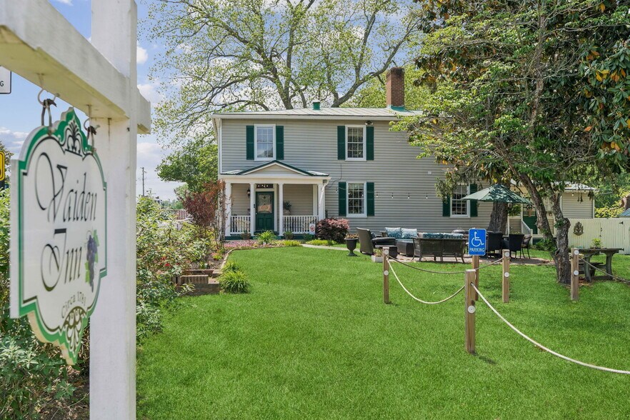 11920 New Kent Hwy, New Kent, VA à vendre - Photo principale – Image 1 sur 62