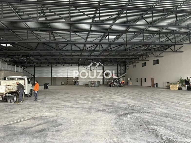 Industriel/Logistique dans Issoire à louer - Photo intérieure – Image 3 sur 8