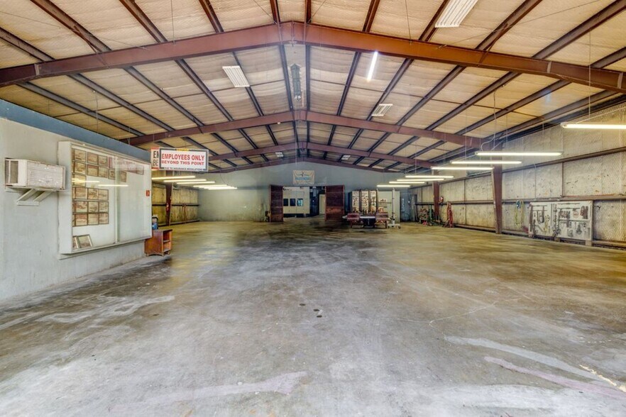805 Elm St, Bastrop, LA à vendre - Photo principale – Image 1 sur 28