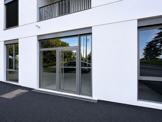 Plus de détails pour Local commercial à vendre