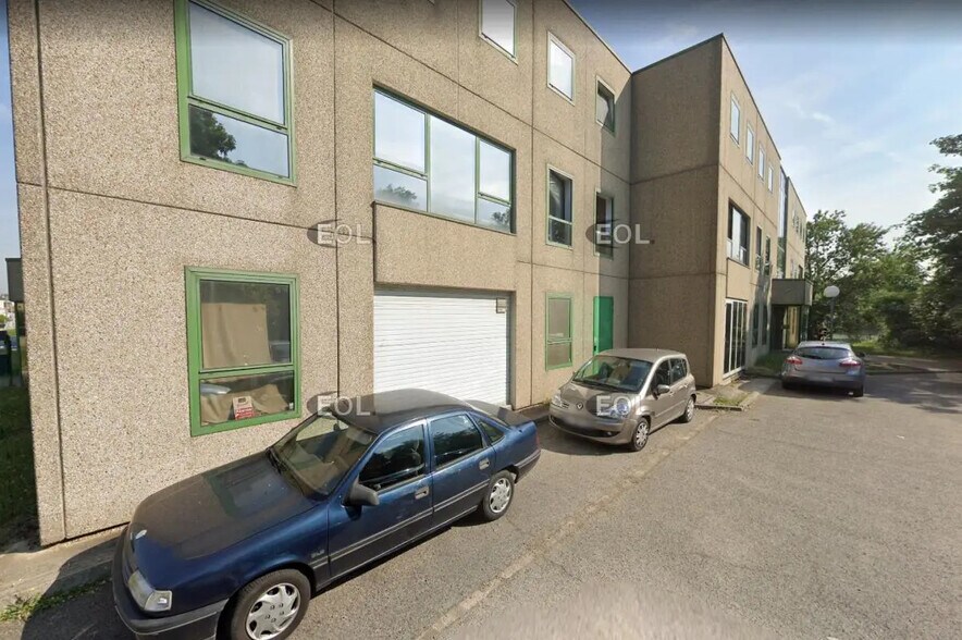 Local d’activités dans Viry-Châtillon à louer - Photo de l’immeuble – Image 2 sur 6