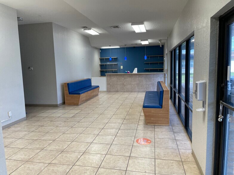 1701 E Airport Blvd, Sanford, FL à louer - Photo de l’immeuble – Image 2 sur 5