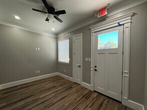 17820 Mound Rd, Cypress, TX à louer Photo intérieure– Image 2 sur 14