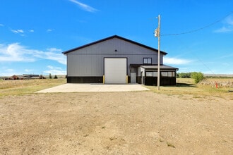 12 Dracut Hill Rd, Vaughn, MT à louer Photo de l’immeuble– Image 2 sur 14