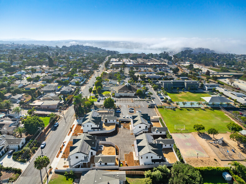 3731-59 Adams St, Carlsbad, CA à vendre - Photo de l’immeuble – Image 2 sur 24