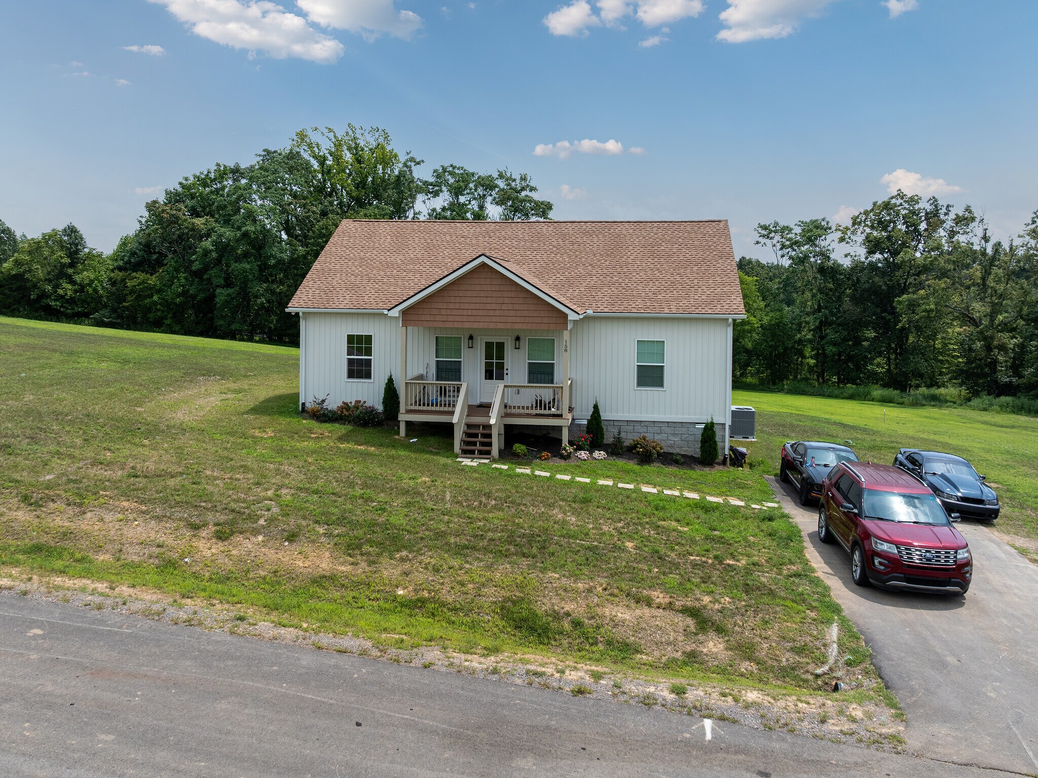 211 Coley Ct, Lafayette, TN à vendre Photo principale– Image 1 sur 2