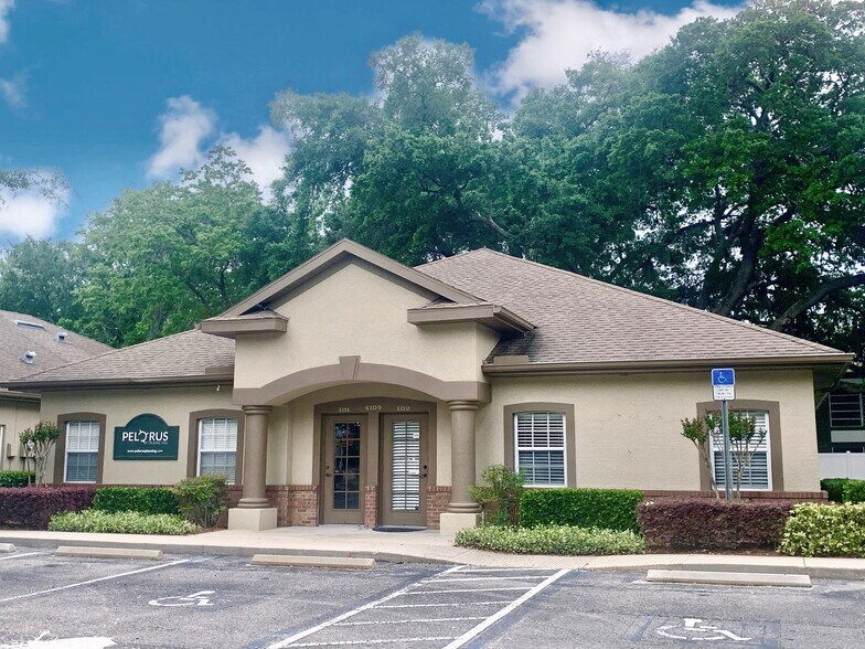 4109 Little Rd, New Port Richey, FL à louer - Photo de l’immeuble – Image 1 sur 12