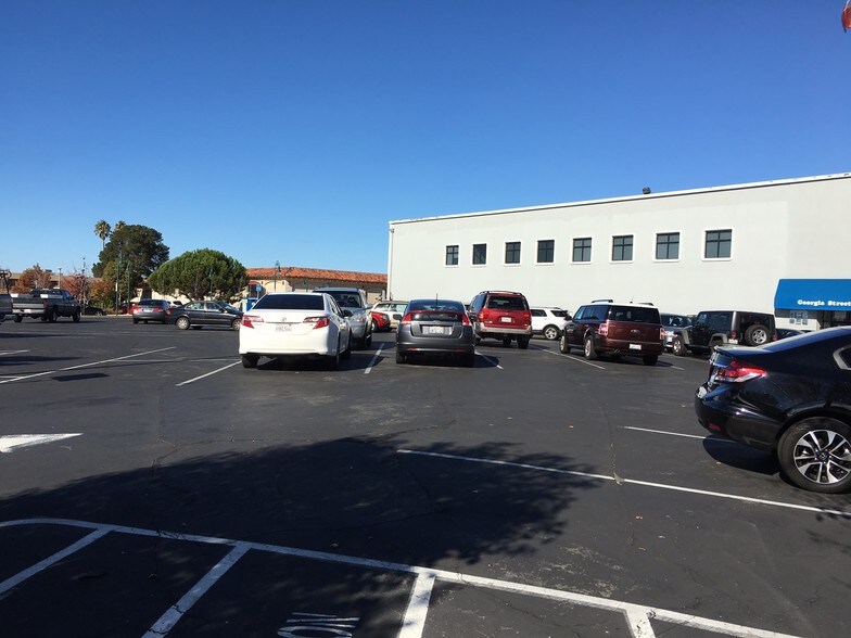 301 Georgia St, Vallejo, CA à vendre - Photo de l’immeuble – Image 3 sur 27