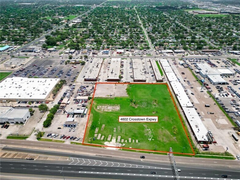 4602 Crosstown expy, Corpus Christi, TX à vendre - Photo de l’immeuble – Image 2 sur 13