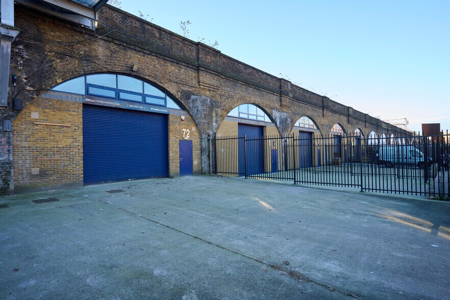 Raymouth Rd, Londres à louer - Photo de l’immeuble – Image 3 sur 4