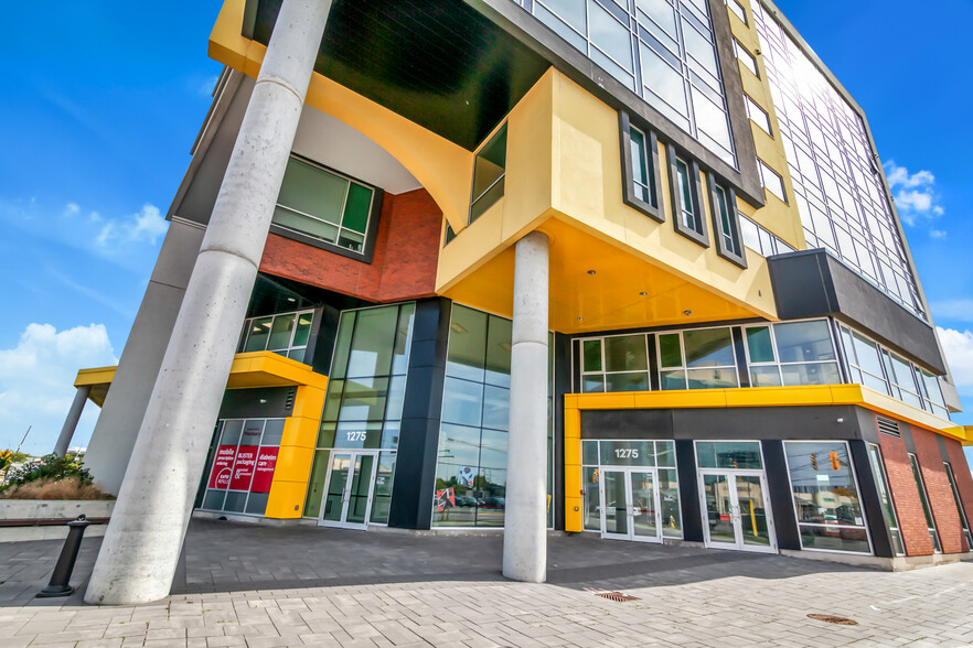 1275 Finch Av W, Toronto, ON à vendre - Photo de l’immeuble – Image 2 sur 16