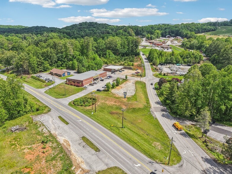 Hendersonville Investment Portfolio portefeuille de 4 biens à vendre sur LoopNet.fr - Aérien – Image 2 sur 17