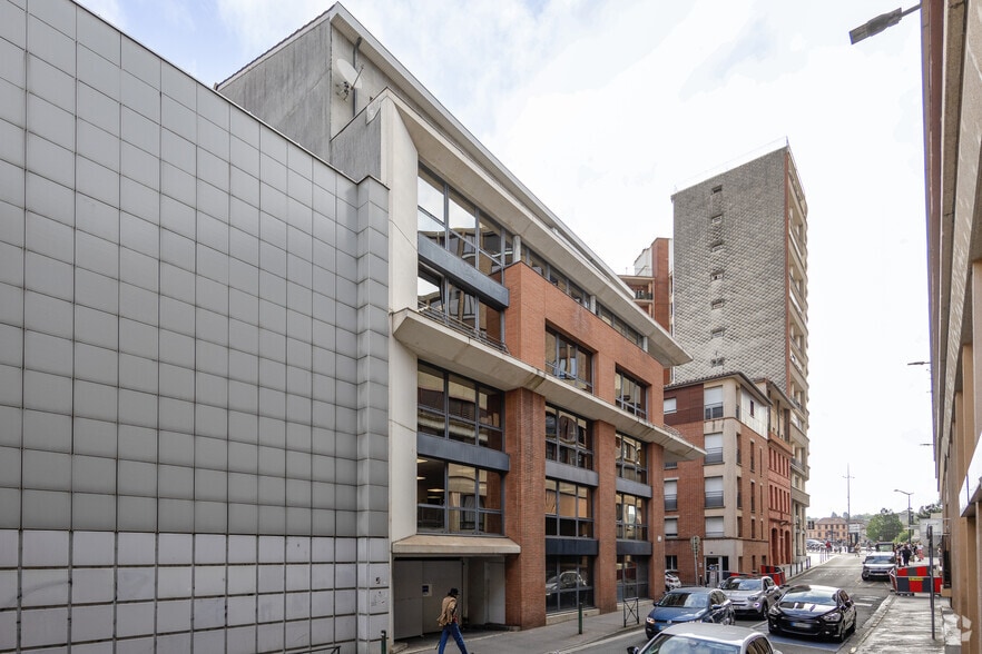 5-7 Rue Du Moulin Bayard, Toulouse à louer - Photo de l’immeuble – Image 2 sur 23