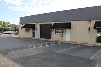 Plus de détails pour 310 S Coltrane Rd, Edmond, OK - Industriel/Logistique à louer
