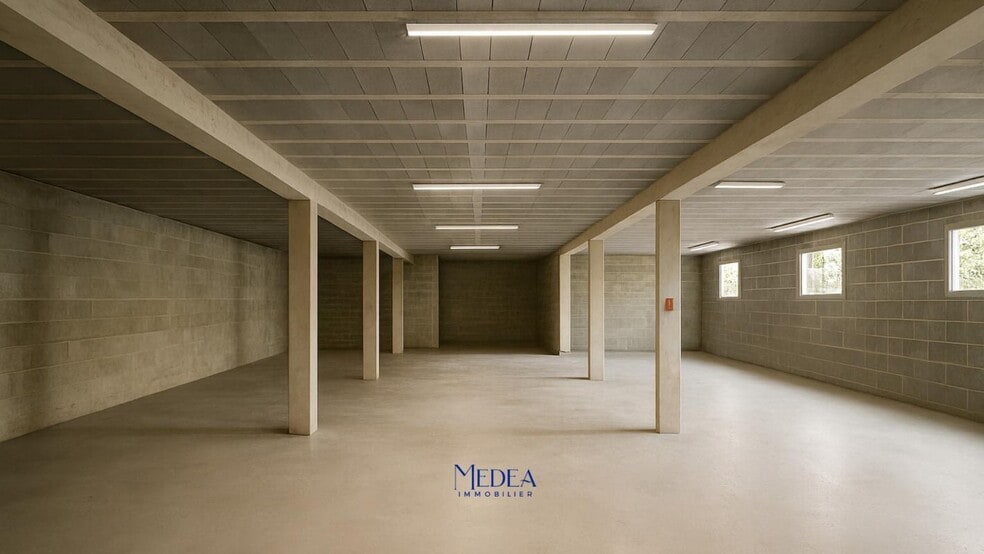 Local d'activités dans Ceyreste à vendre - Photo intérieure – Image 2 sur 6