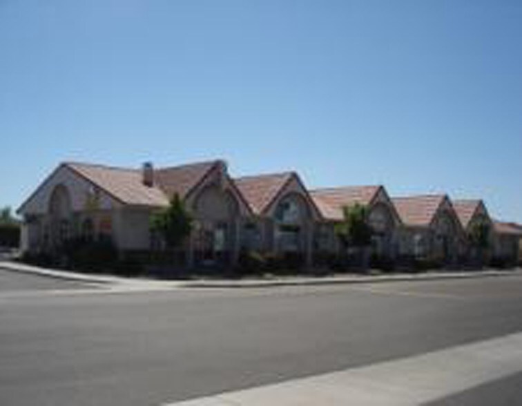 725 Basque Way, Carson City, NV à louer - Photo principale – Image 1 sur 3