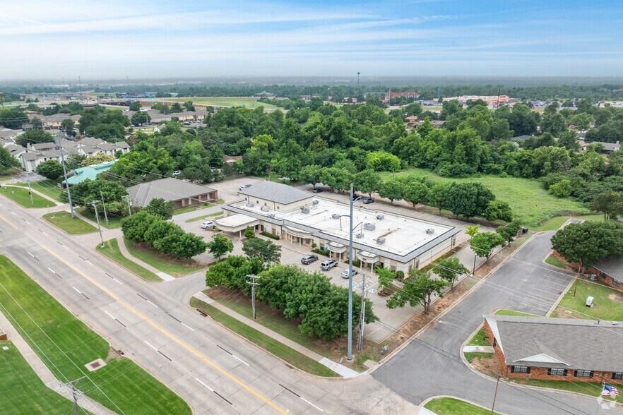 620-650 24th Ave SW, Norman, OK à louer - Aérien – Image 3 sur 5