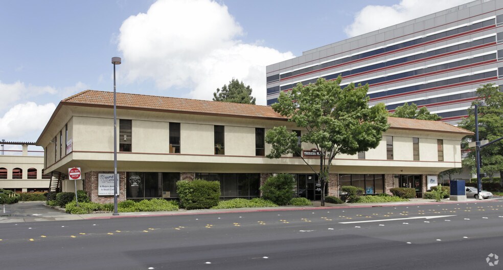 1812-1820 Galindo St, Concord, CA à louer - Photo principale – Image 1 sur 3