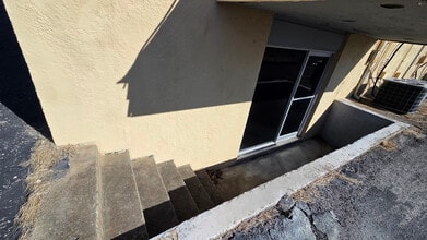 4808 Forman Rd, Affton, MO à louer Photo de l’immeuble– Image 2 sur 10