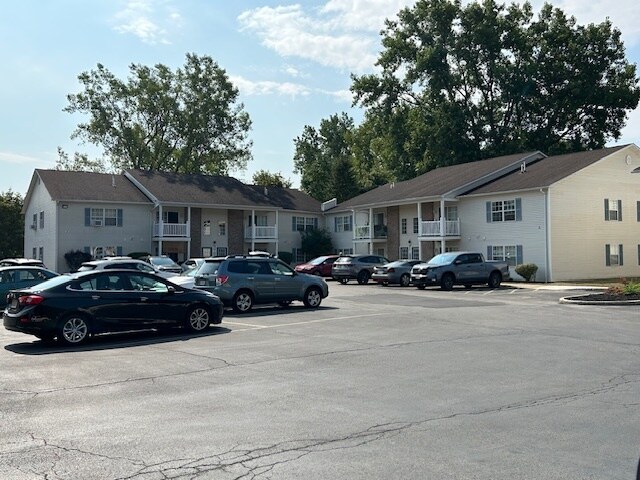 10 Manko Ln, Cheektowaga, NY à vendre - Photo de l’immeuble – Image 2 sur 16