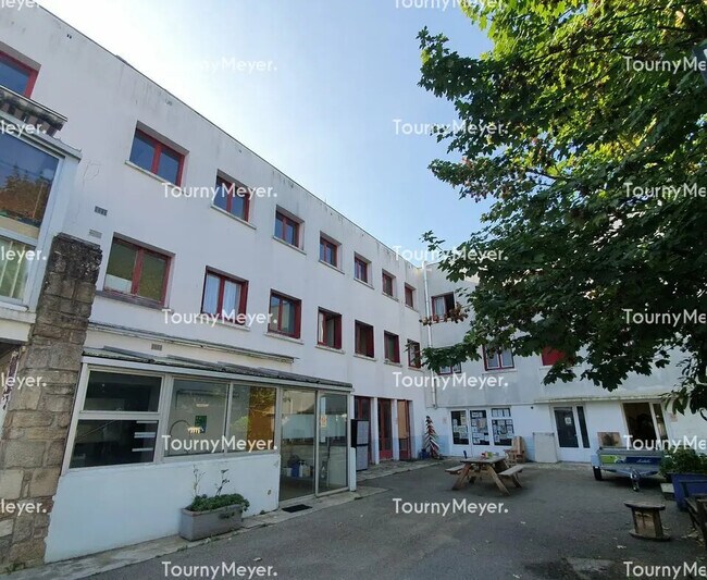 Plus de détails pour Bureau à vendre