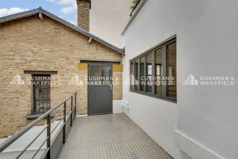 Bureau dans Montrouge à louer - Photo de l’immeuble – Image 3 sur 14