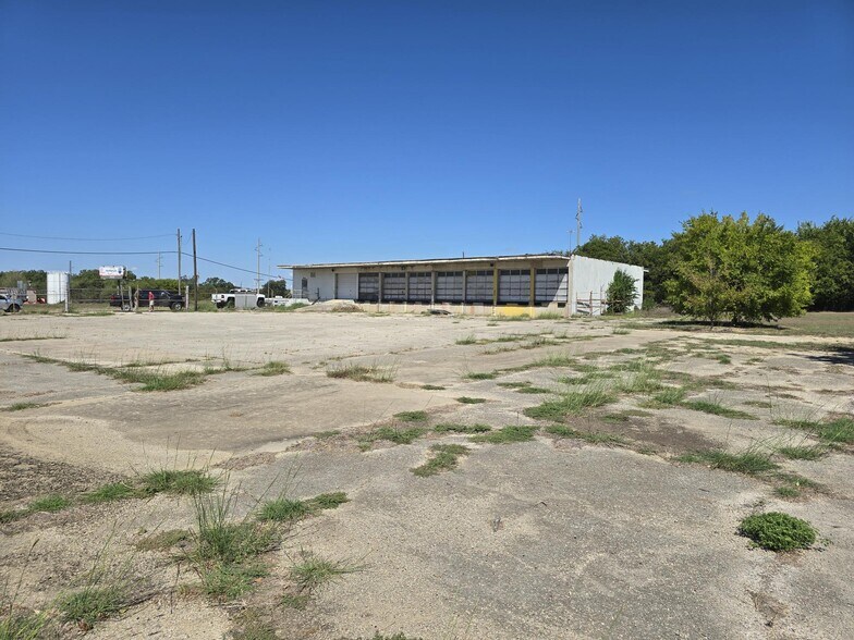1306 I-35 Interstate Frontage 76240, Gainesville, TX à vendre - Photo de l’immeuble – Image 3 sur 8