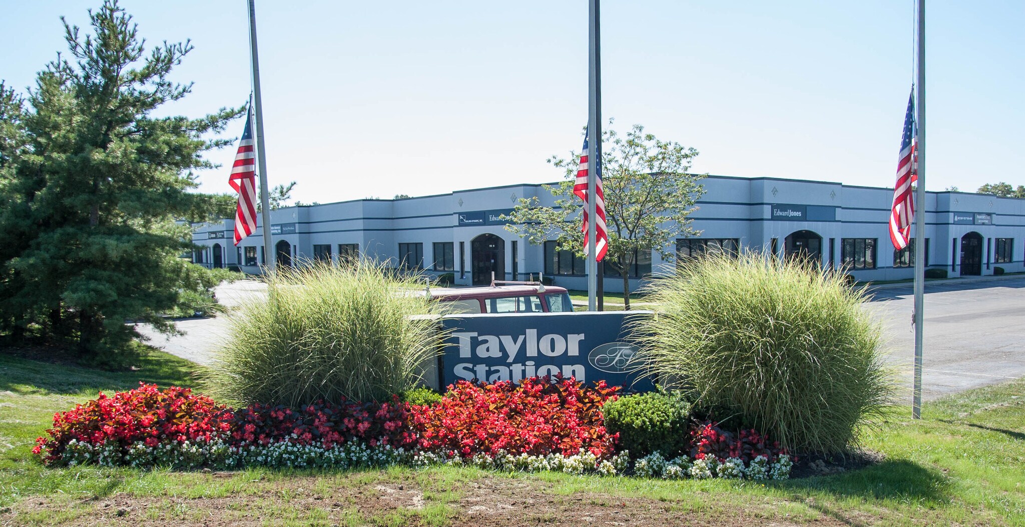 1010 Taylor Station Rd, Gahanna, OH à louer Photo de l’immeuble– Image 1 sur 7