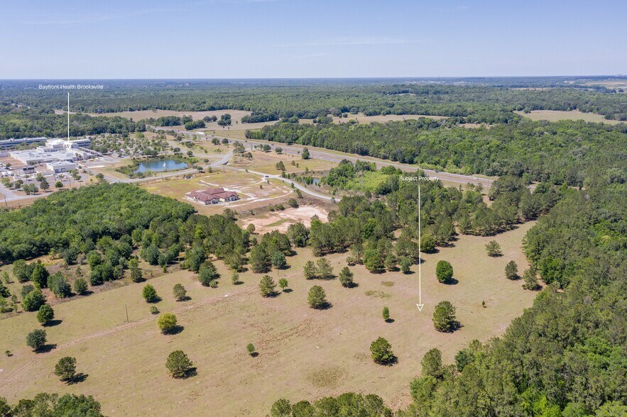 1 Cortez Blvd, Brooksville, FL à vendre - Photo de l’immeuble – Image 2 sur 23