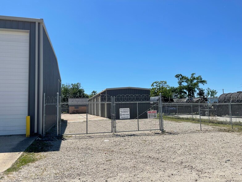 1222 Frankie St, Houston, TX à vendre - Photo de l’immeuble – Image 3 sur 42