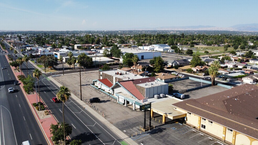 276 Union Ave, Bakersfield, CA à vendre - Photo de l’immeuble – Image 3 sur 25