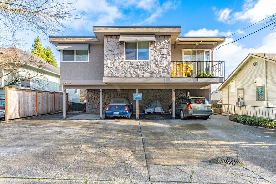 4456 Whitman Ave N, Seattle, WA à vendre - Photo de l’immeuble – Image 3 sur 33