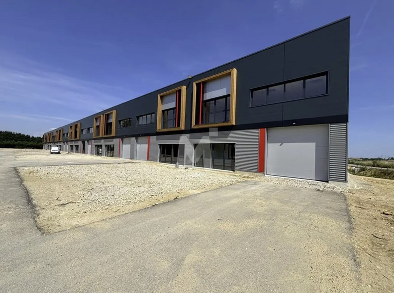 13 Route Nationale 20, Avrainville à louer - Photo principale – Image 1 sur 1