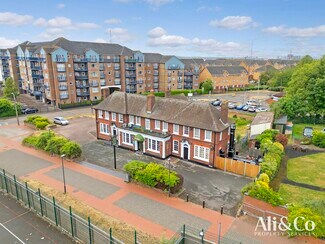 Plus de détails pour Kings Walk, Grays - Local commercial à louer