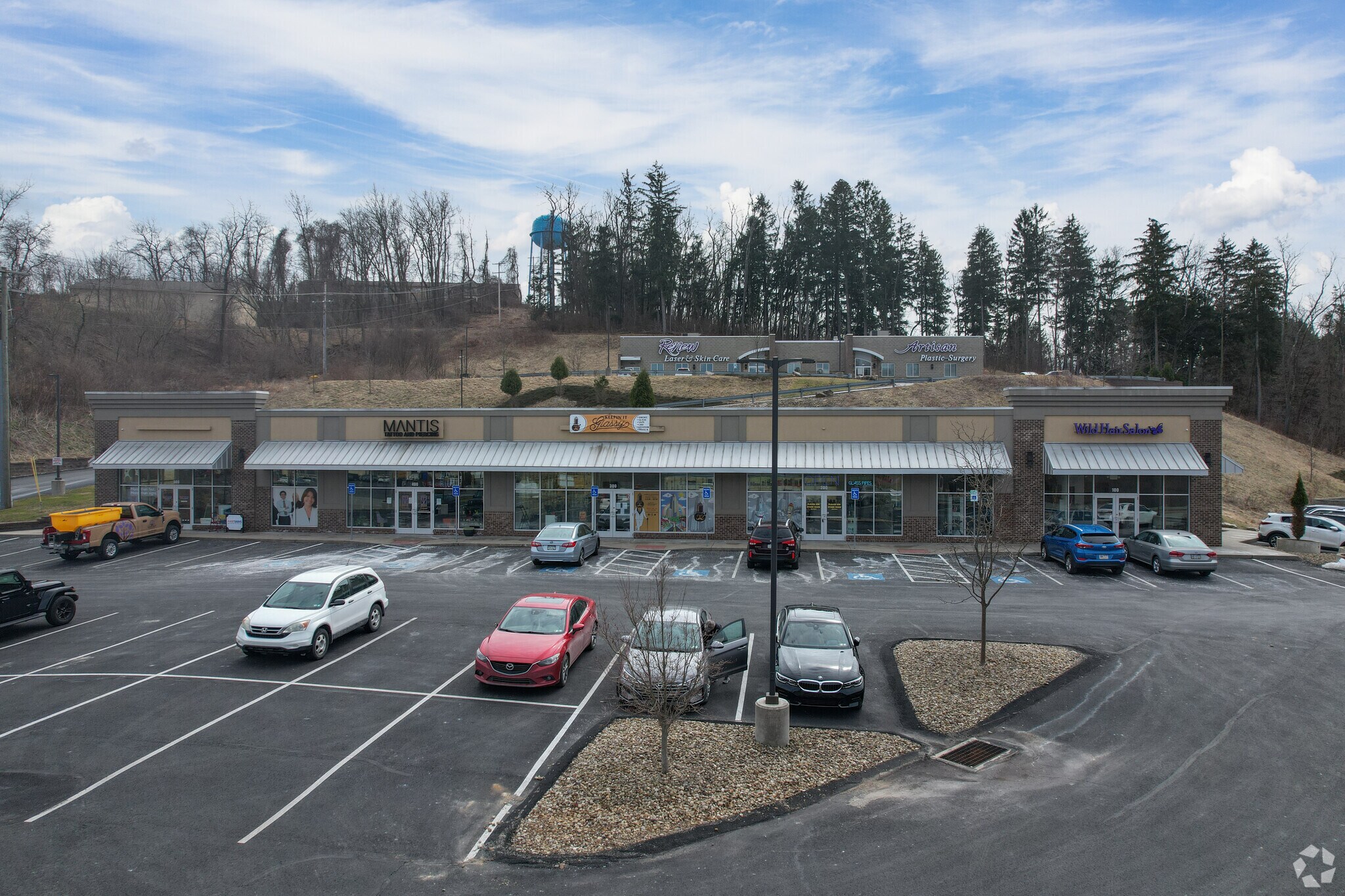 6150 Us-30, Greensburg, PA à louer Photo principale– Image 1 sur 4
