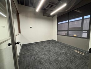 115 N Geneva Rd, Orem, UT à louer Photo intérieure– Image 2 sur 5