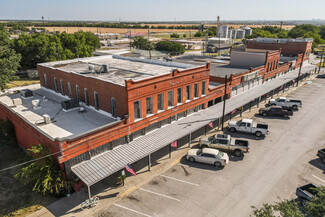 Plus de détails pour 116 S Second St, Venus, TX - Local commercial à louer