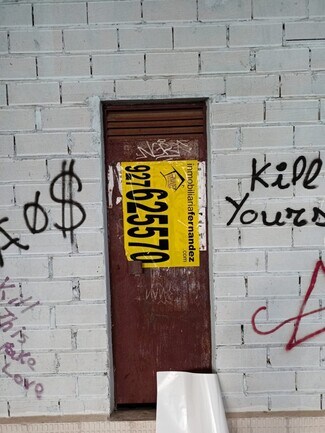 Plus de détails pour Local commercial à louer