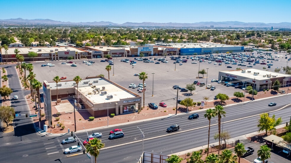 3025-3035 E Tropicana Ave, Las Vegas, NV à louer - Aérien – Image 3 sur 3
