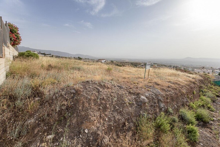 Calle Pinos Puente, 20, La Zubia, Granada à vendre - Photo de l’immeuble – Image 3 sur 14