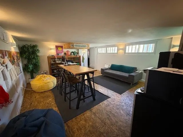 Local d'activités dans Marseille à vendre - Photo de l’immeuble – Image 2 sur 5