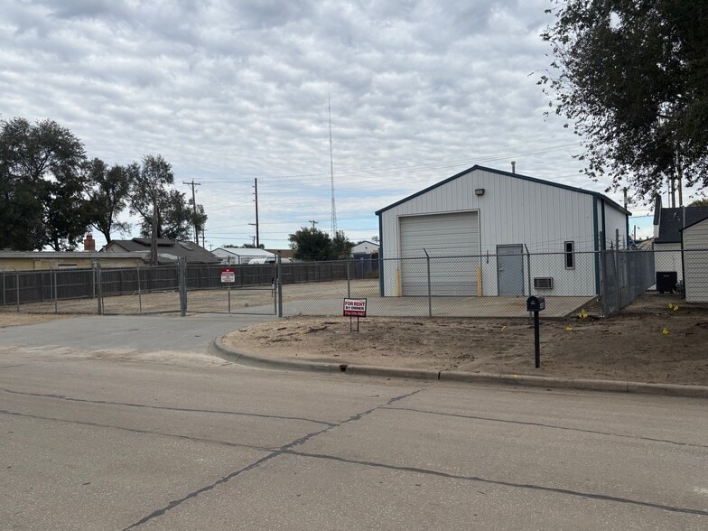 1438 S Handley St, Wichita, KS à louer - Photo principale – Image 1 sur 11